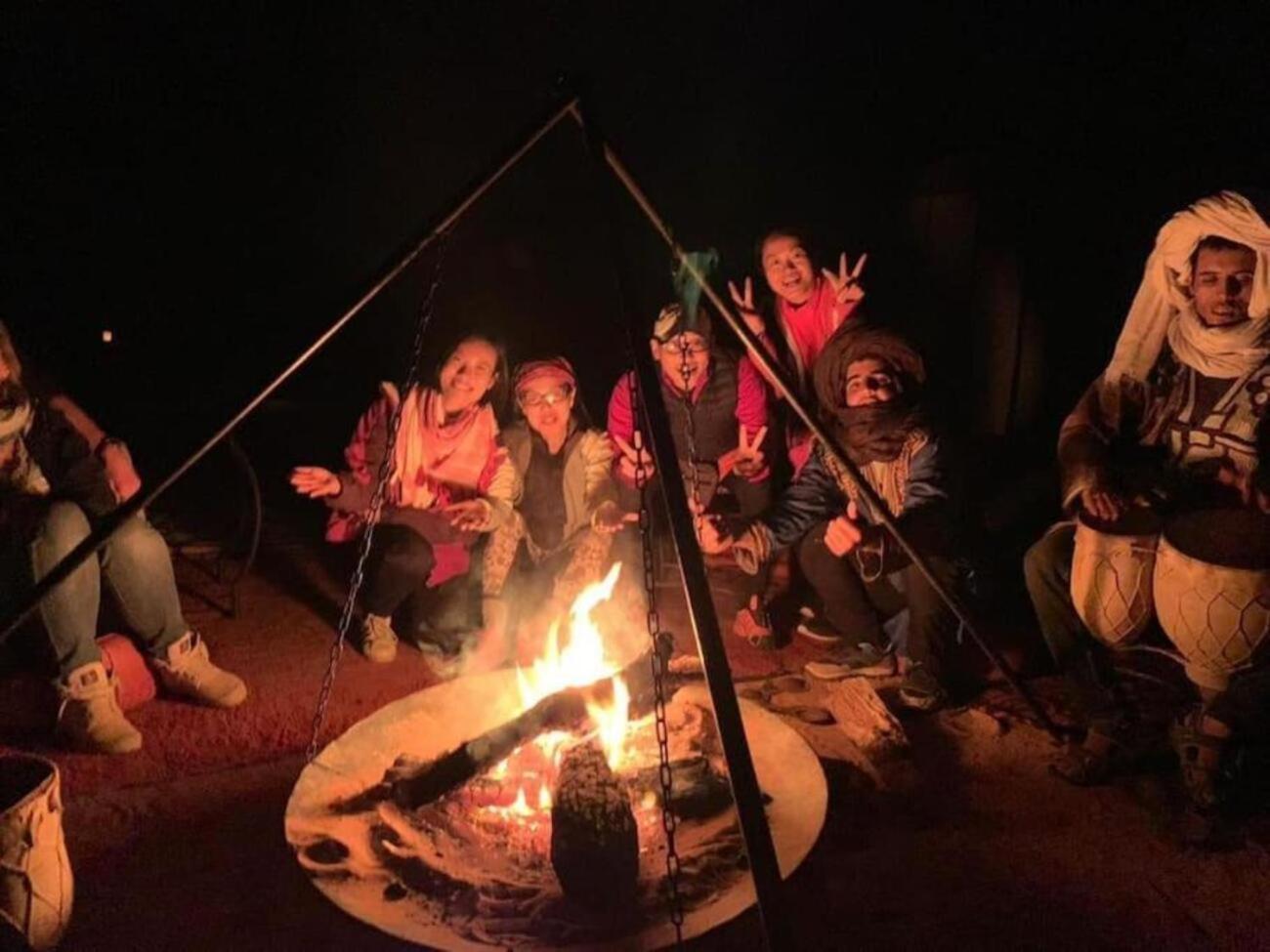 Merzouga Camp & Desert Activities Экстерьер фото